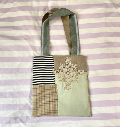 Meticulous tote bag 4